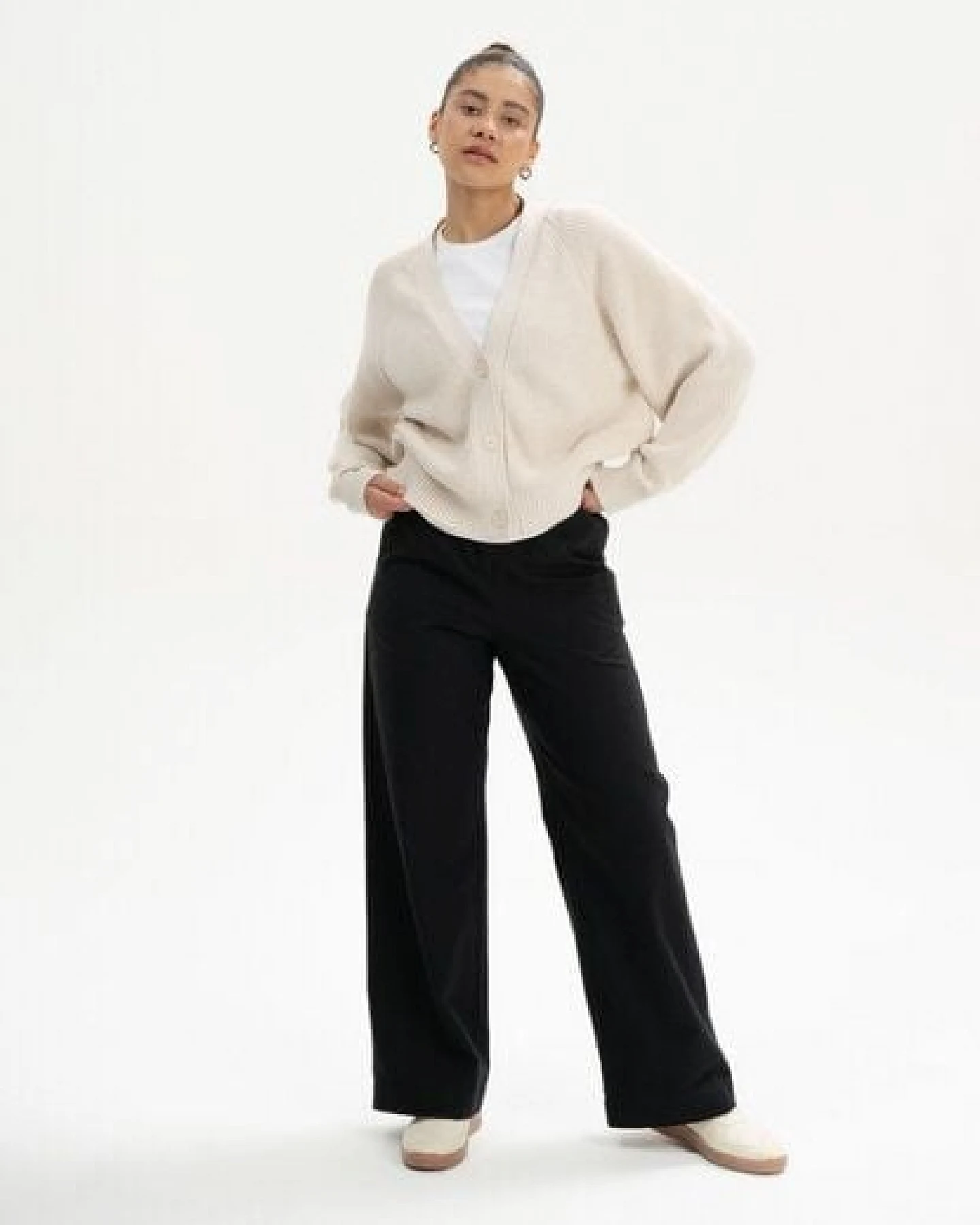 MELA Rippstrick Cardigan Style BHUMA aus 100% Bio-Baumwolle – Ansicht 3