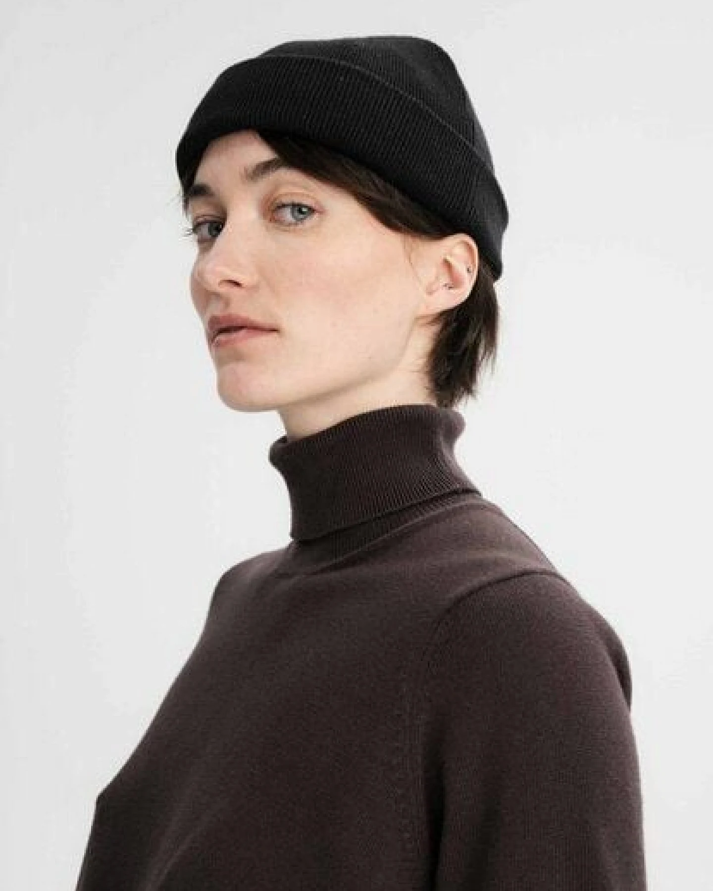 MELA Feinstrick Mütze kurz Style LESH aus 100% Bio-Baumwolle – Ansicht 4