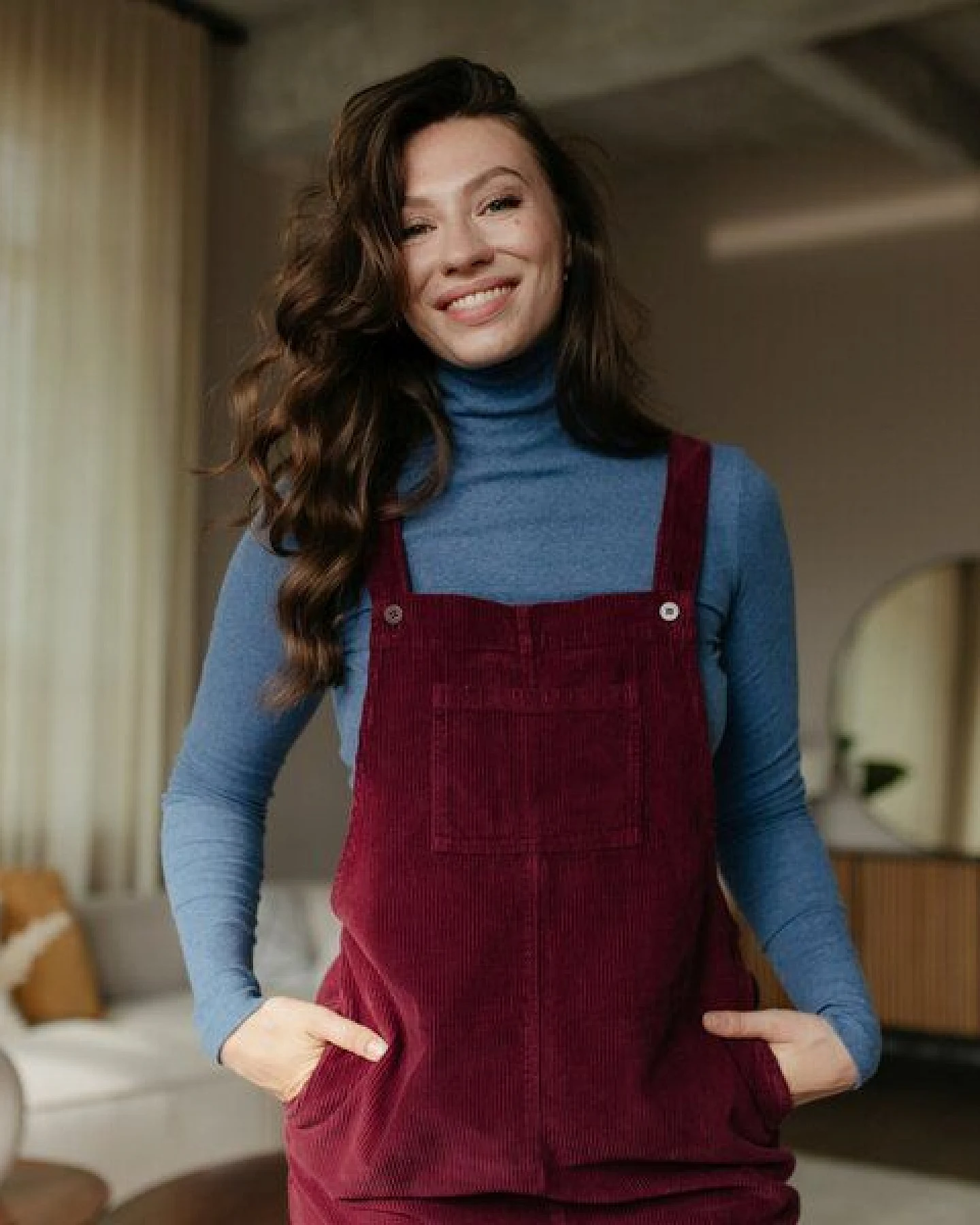 NORDLICHT Damen Cord Kleid Latzkleid aus 100% Bio-Baumwolle MIKA – Ansicht 2