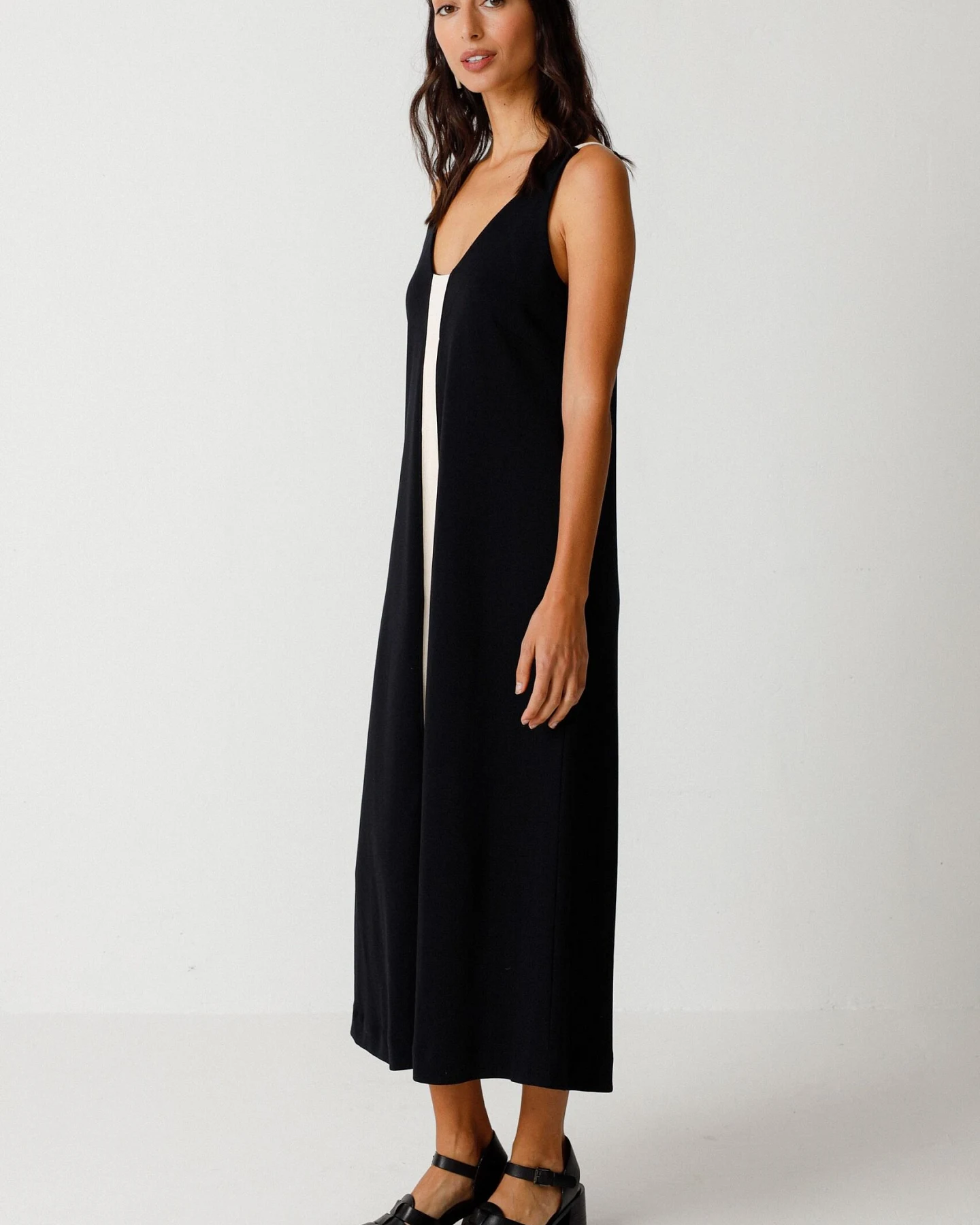SKFK Damen vegan Kleid Zaine Schwarz/Weiß – Ansicht 2