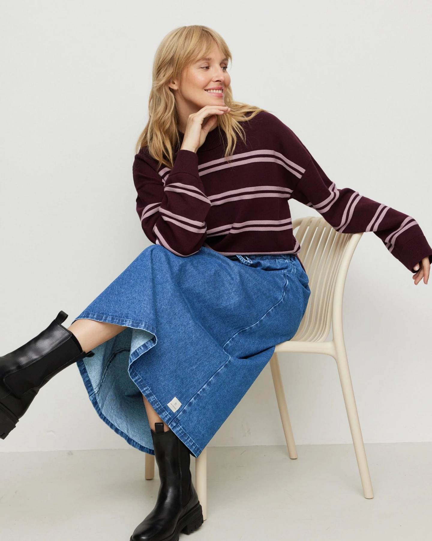 Recolution Damen vegan Pullover Gingko Stripes In Dunkelpflaume – Ansicht 2