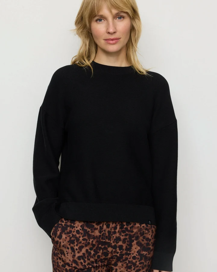 Recolution Damen vegan Pullover Gingko Schwarz