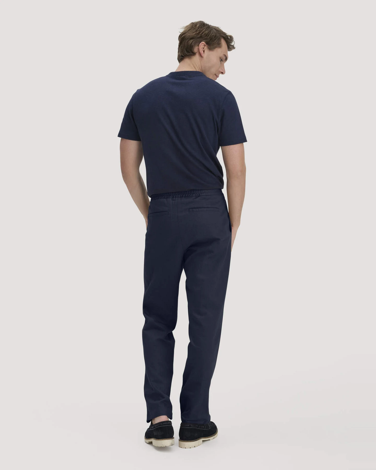 hessnatur Herren Hose ENEA Regular aus Bio-Baumwolle mit Leinen - blau - Größe 36/34 – Ansicht 2