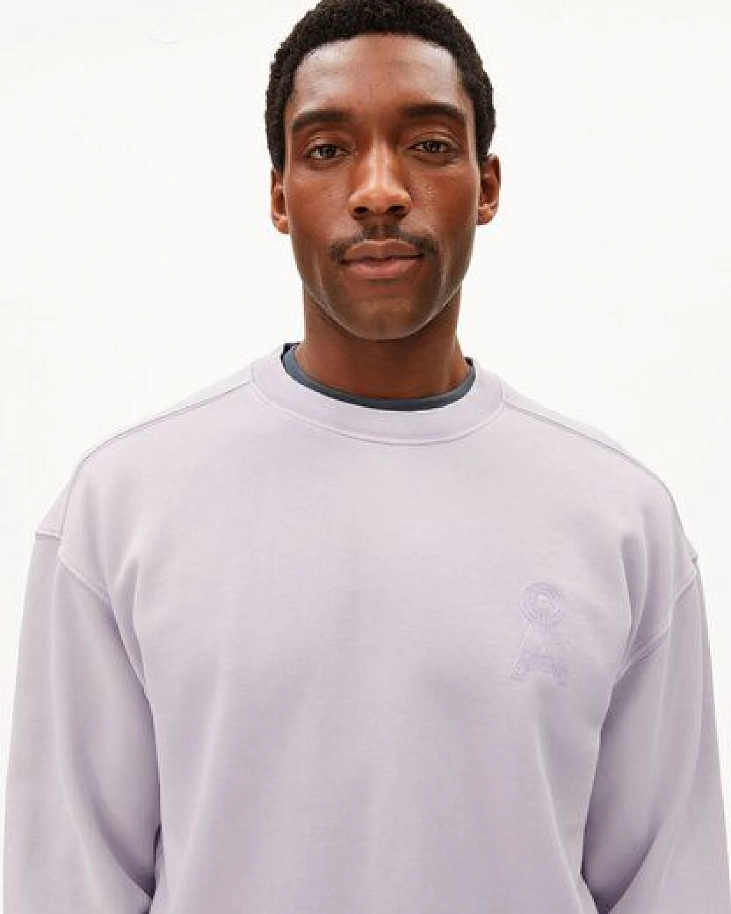 ARMEDANGELS ICONIC Å GMT DYE Herren Pullover aus Bio-Baumwolle – Ansicht 3