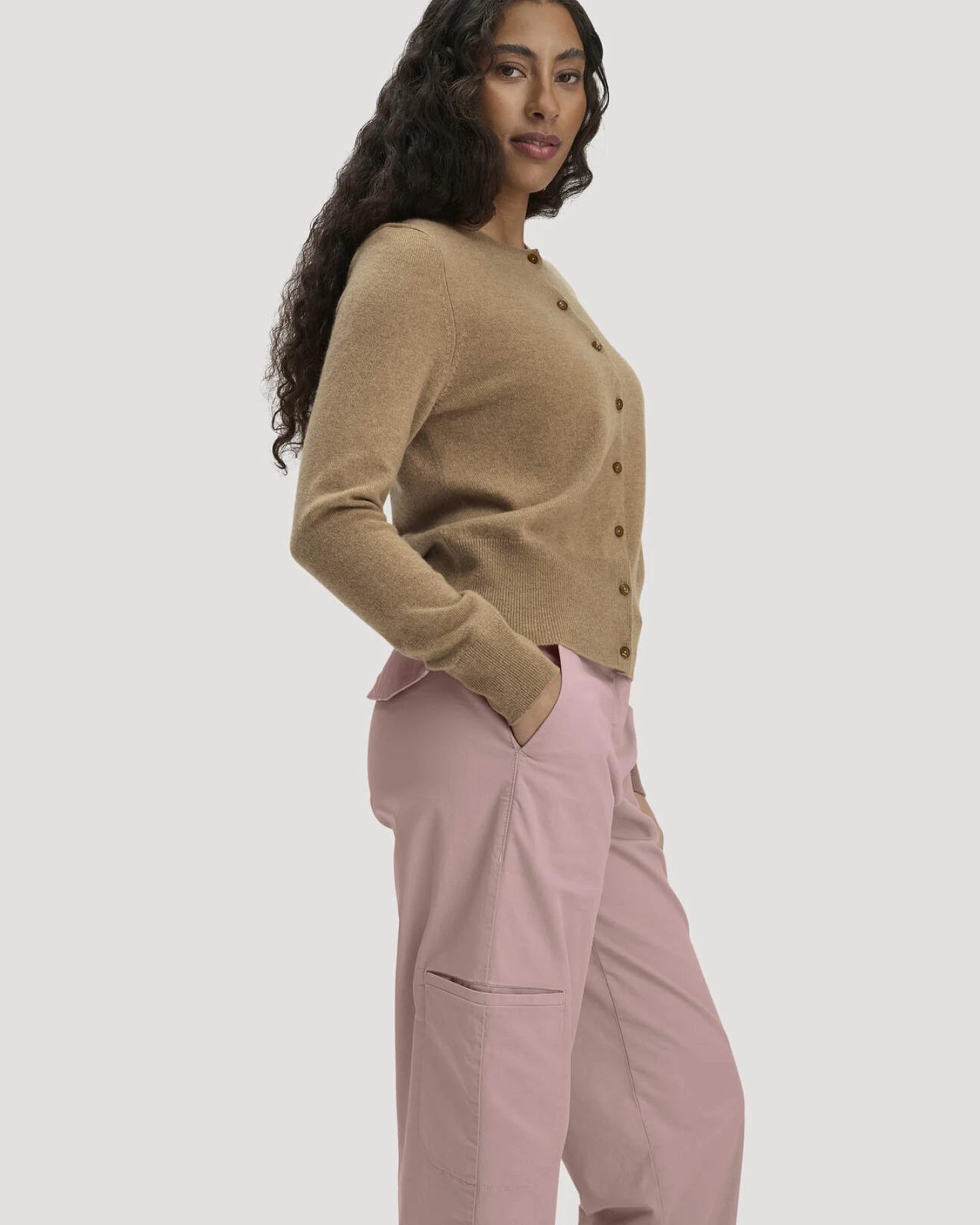 hessnatur Damen Hose Soft Utility Cargo Relaxed aus Bio-Baumwolle - rosa - Größe 44 – Ansicht 4