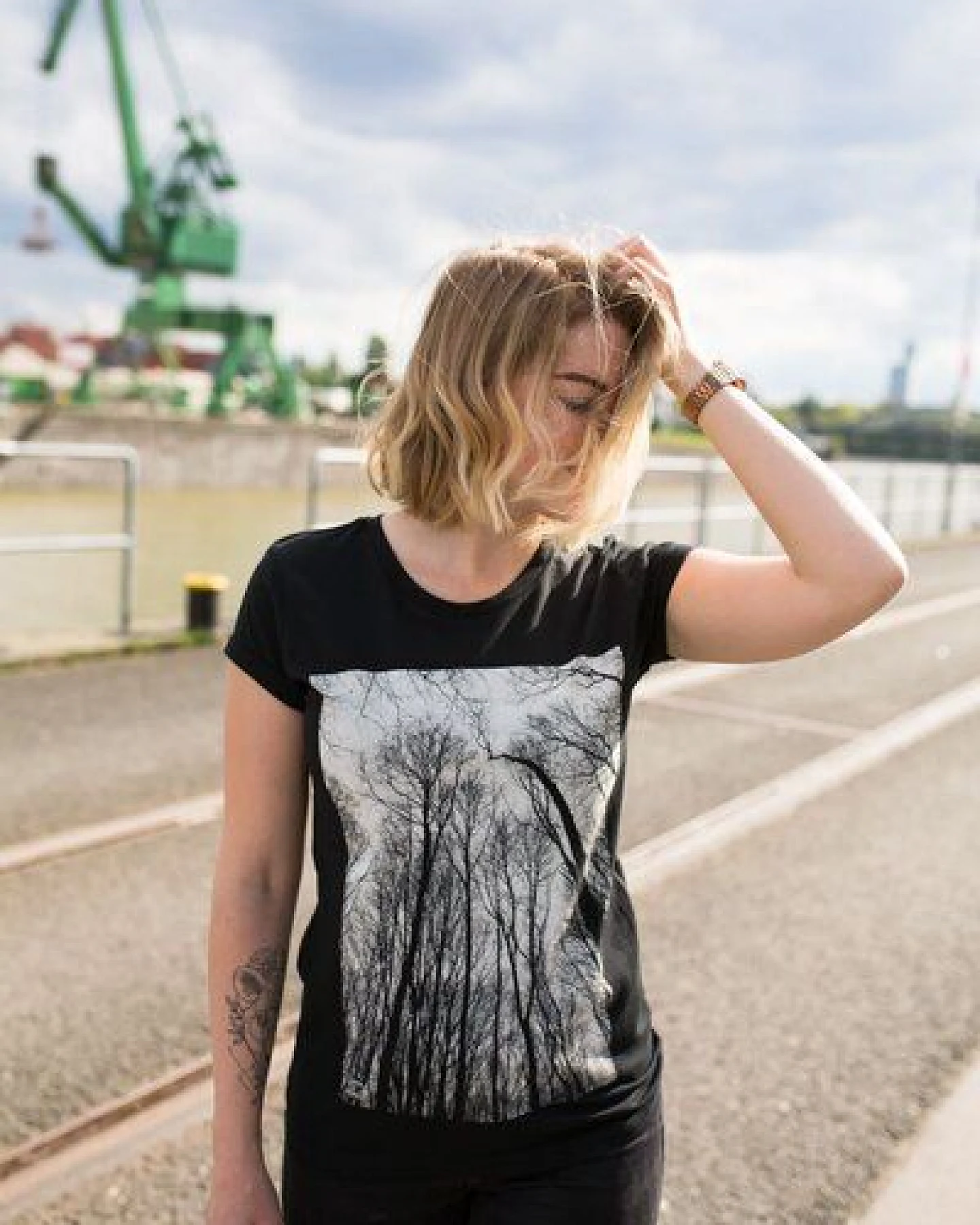 ilovemixtapes Forest Rolled Sleeve Damen T-Shirt – Ansicht 2