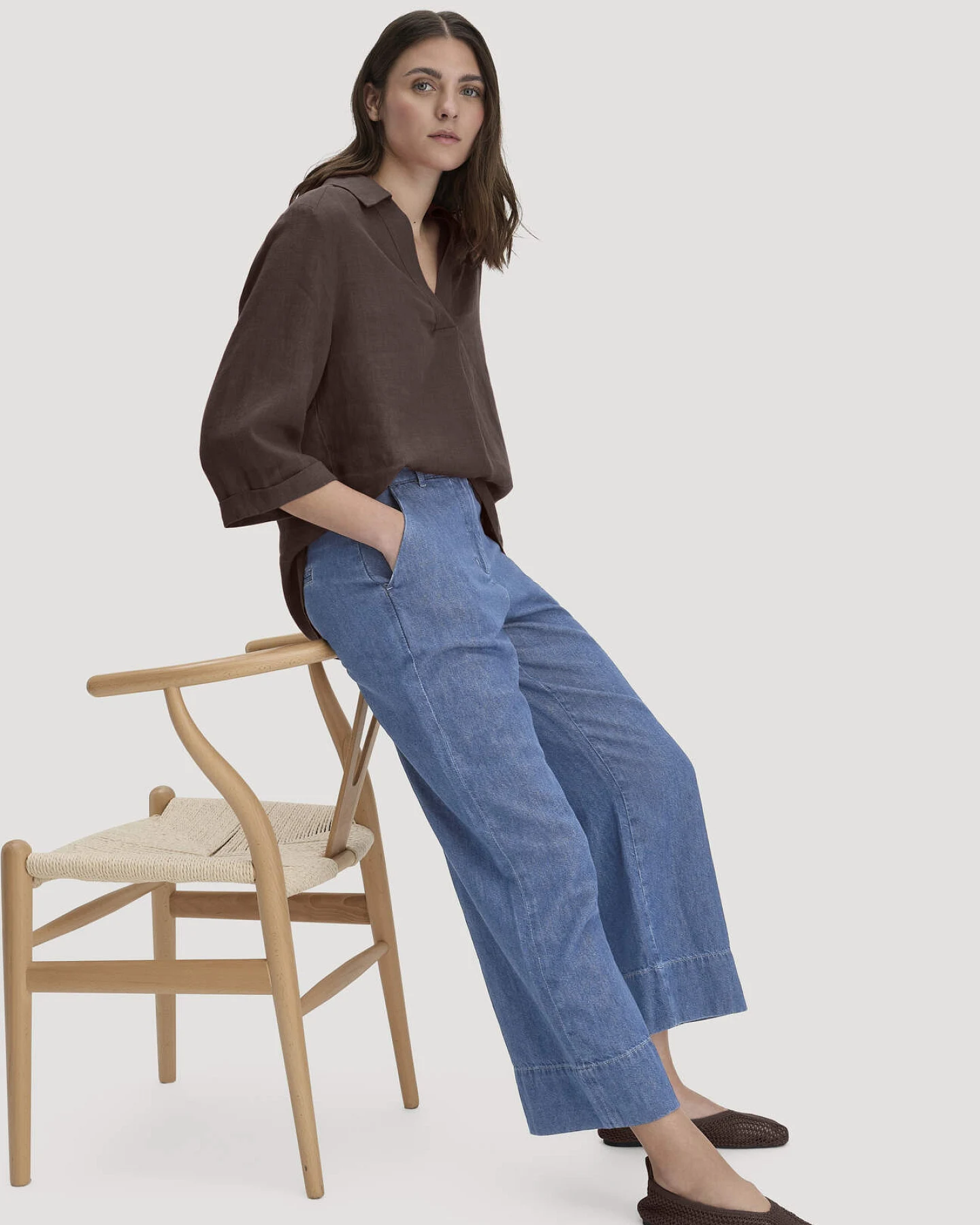 hessnatur Damen Jeans ENNELIE Culotte Wide Leg aus Bio-Baumwolle mit TENCEL™ Lyocell und Leinen - blau - Größe 33/29 – Ansicht 4