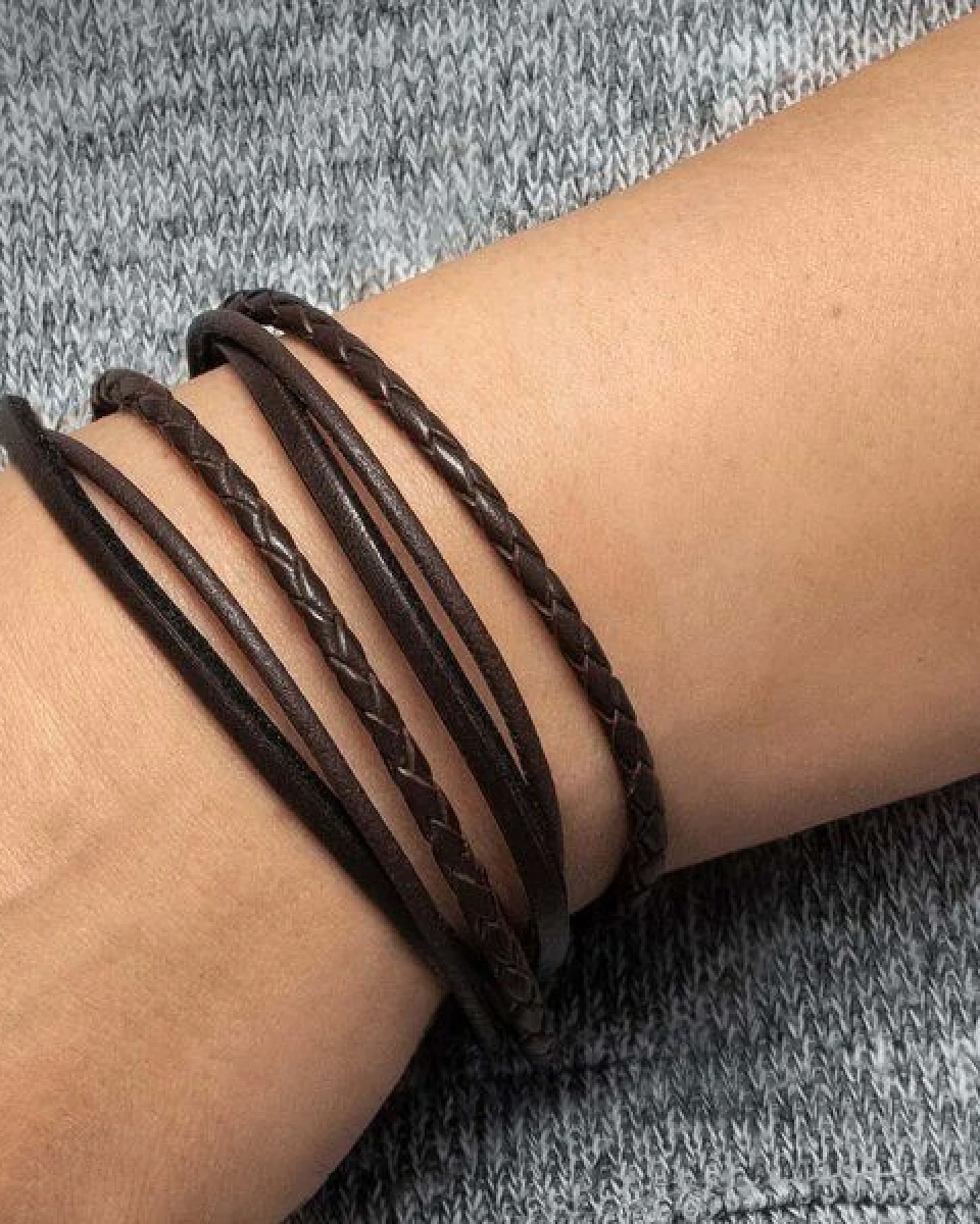 Simaru Echtleder- /Wickelarmband für Damen & Herren mit Magnetverschluss – Ansicht 4