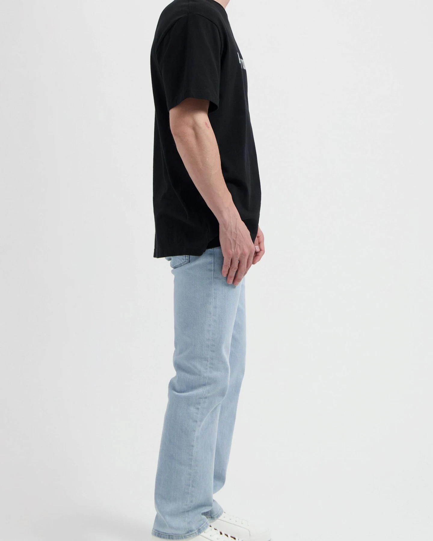 MUD Jeans Herren vegan Jeans Mid Straight Bryce Light Stone – Ansicht 2