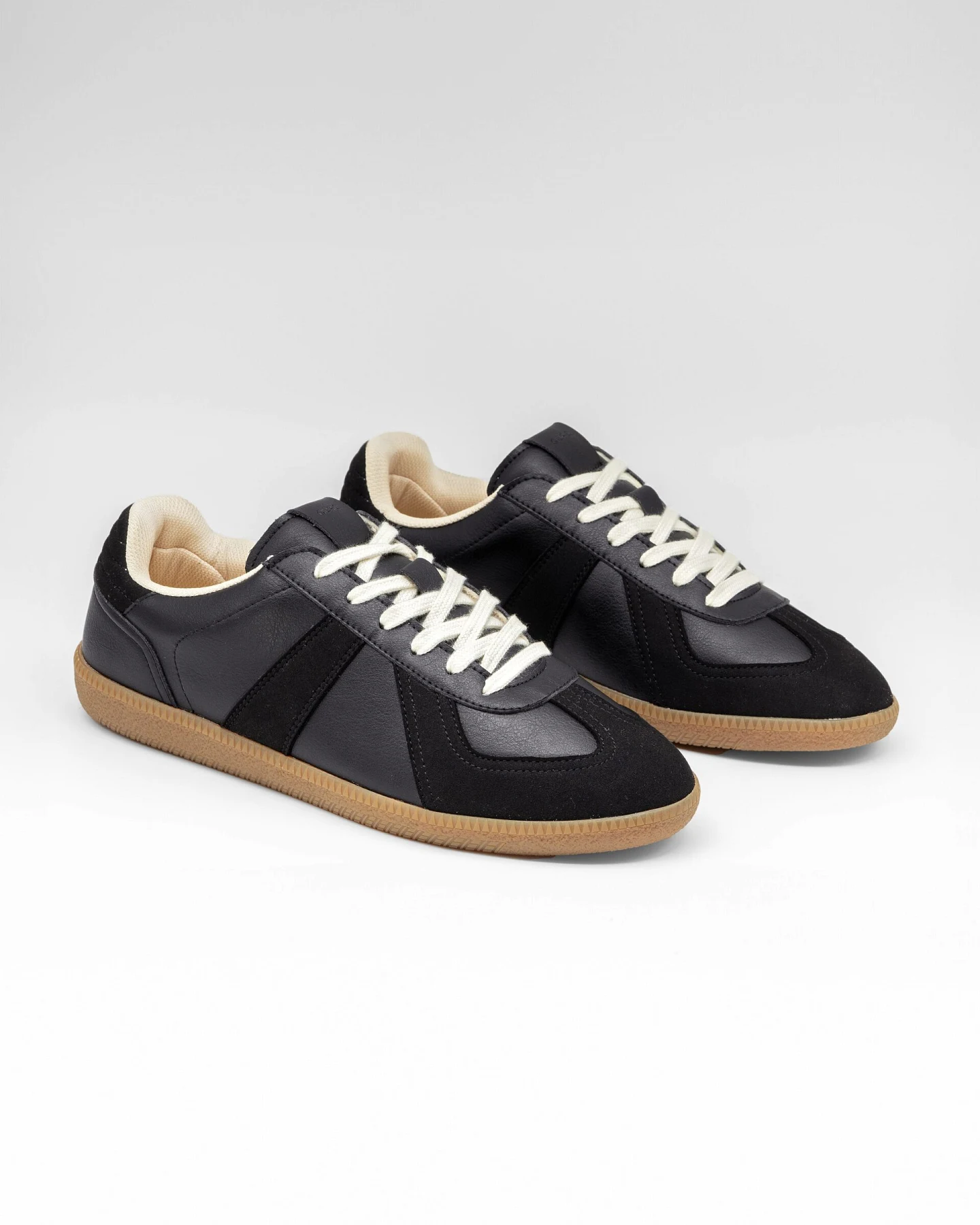 QURC Herren vegan Sneaker Army Trainer Schwarz – Ansicht 2