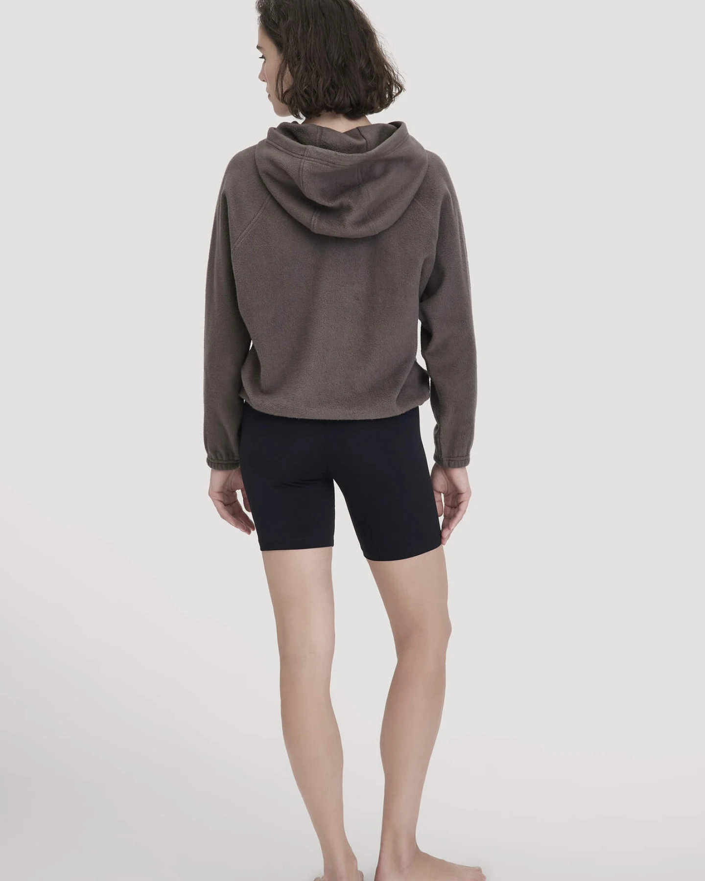 hessnatur Loungewear Shorts Fitted ACTIVE LIGHT aus Bio-Baumwolle - schwarz - Größe L/k – Ansicht 2