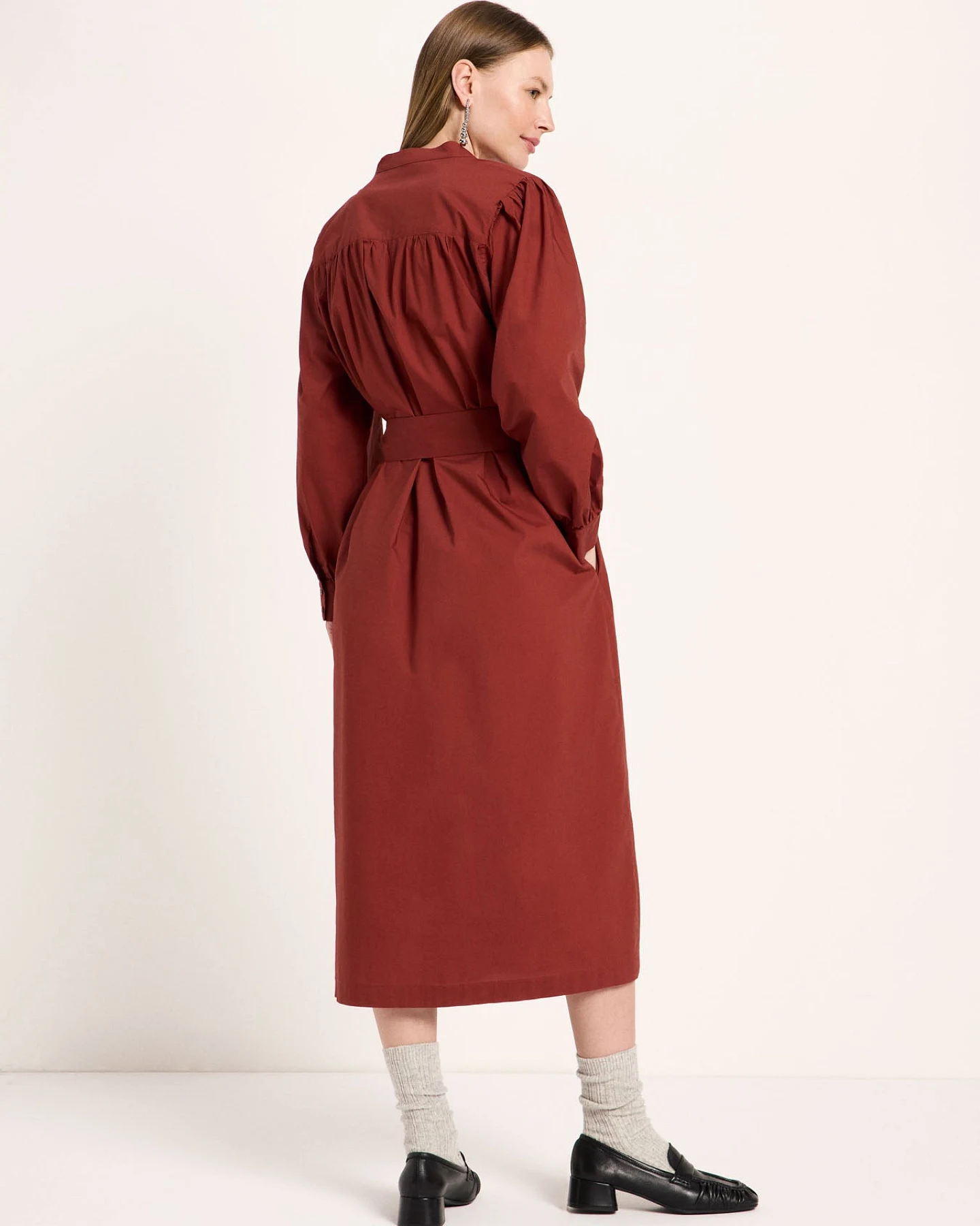 Kleid mit Kräuseln – Ansicht 3