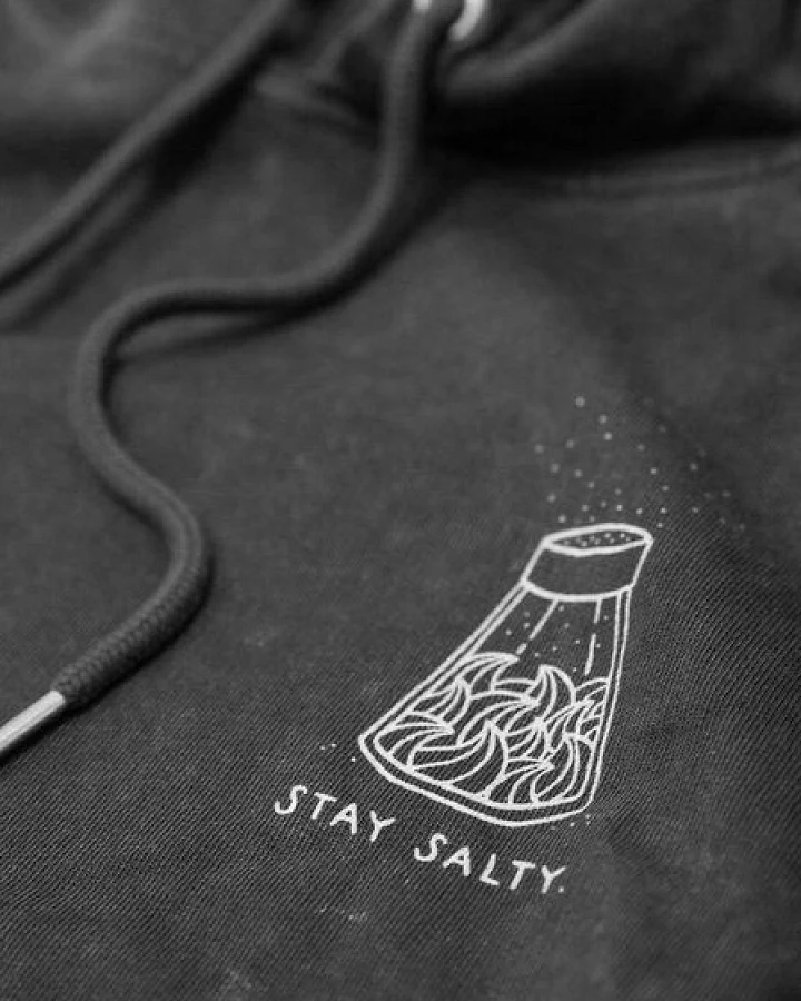 FUXBAU Stay Salty Hoodie - salzschwarz