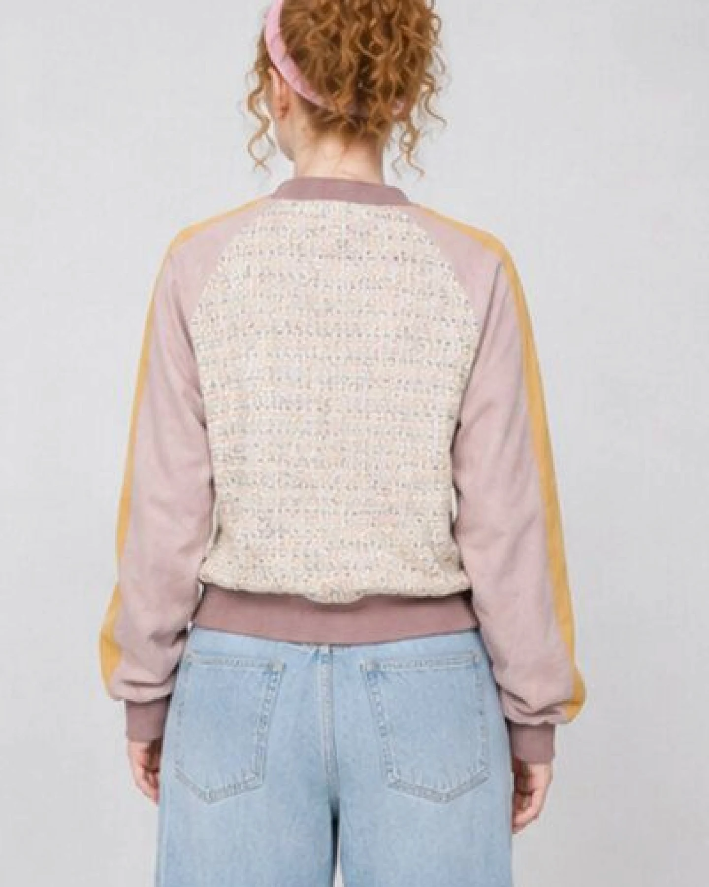 ein garten Studios College Jacke aus Baumwollbouclé & TENCEL – soft, sportlich, bewusst – Ansicht 3