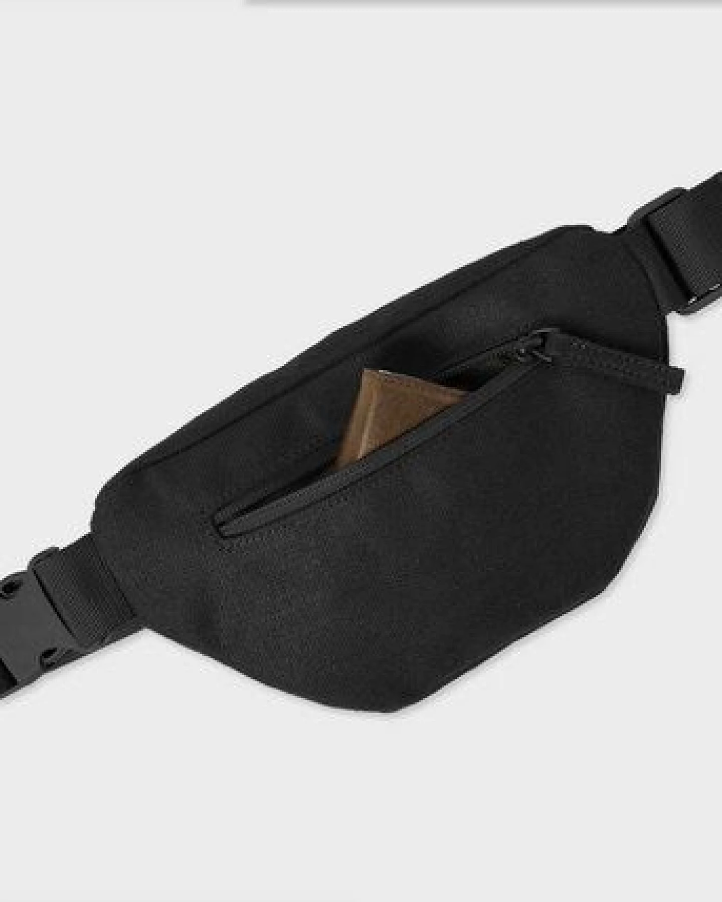 8000Kicks Hanf-Gürteltasche in Vollschwarz – Ansicht 2