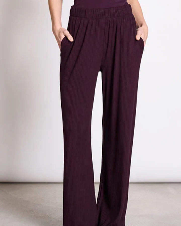 JAN 'N JUNE Damen vegan Hose Smilla Cherry Lacquer