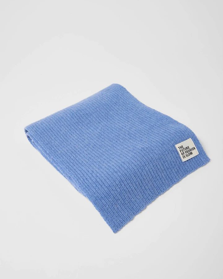 Blau