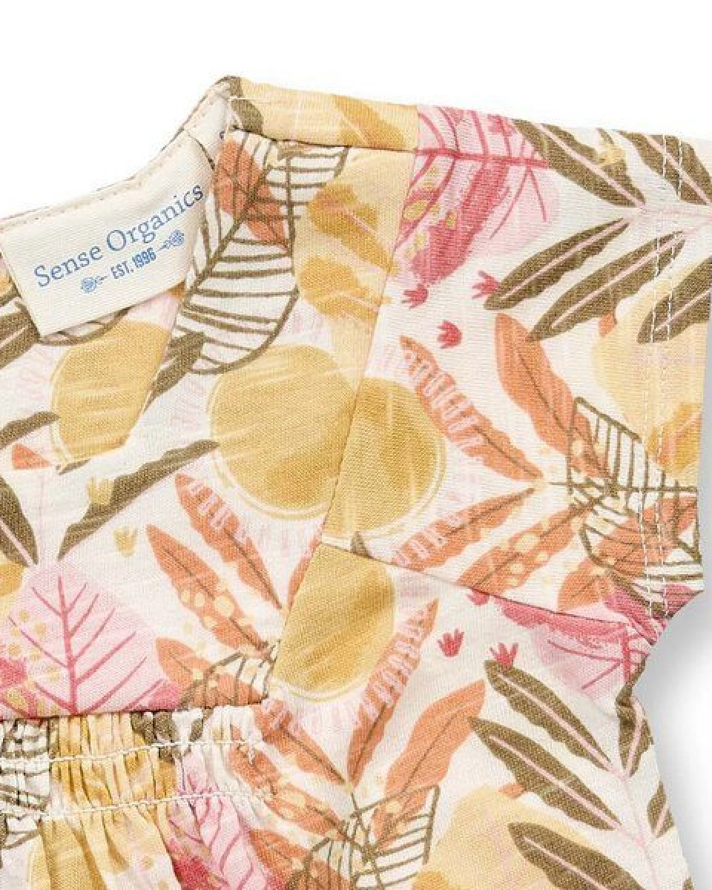 Sense Organics Baby Tunika mit Blätter-Druck, Modell IRMA – Ansicht 3