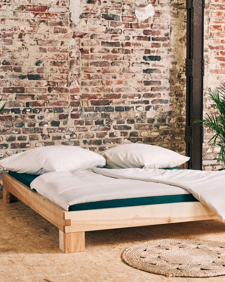 Vollholz Bett Esche