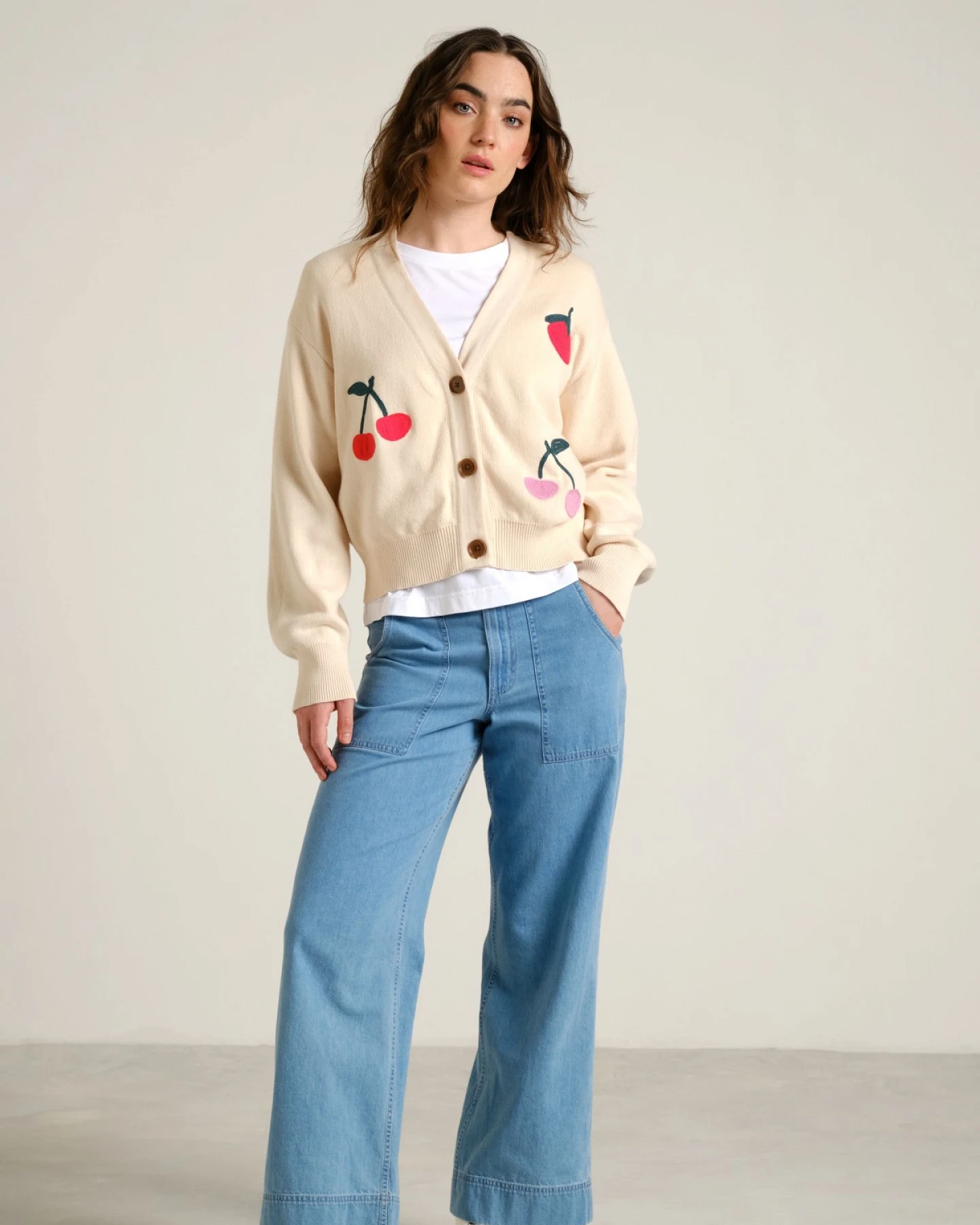 Cardigan Kanan Berries Off White – Ansicht 2