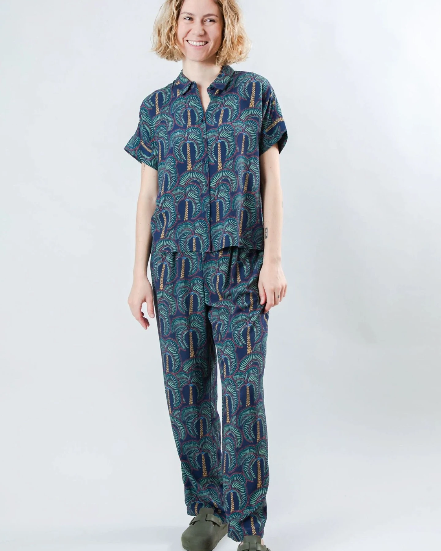 Bluse Borneo Batwing Blau – Ansicht 2