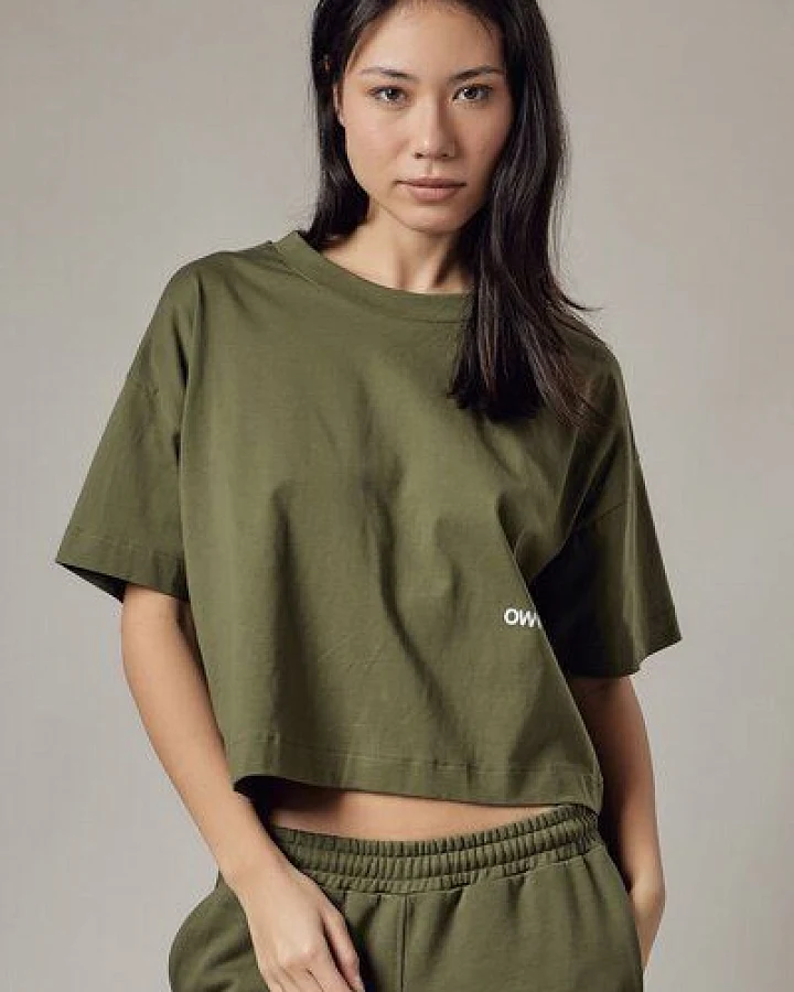 OWN - OFF WITH NATURE Kurzes T-Shirt in lockerer Passform Dusty Sage