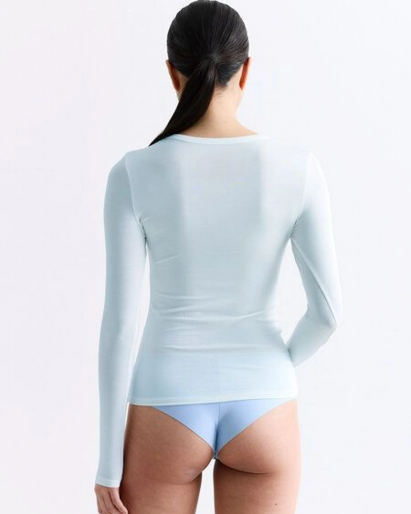 erlich textil Light Touch schmales Langarmshirt aus weichem Modal, made in Europe – Ansicht 4