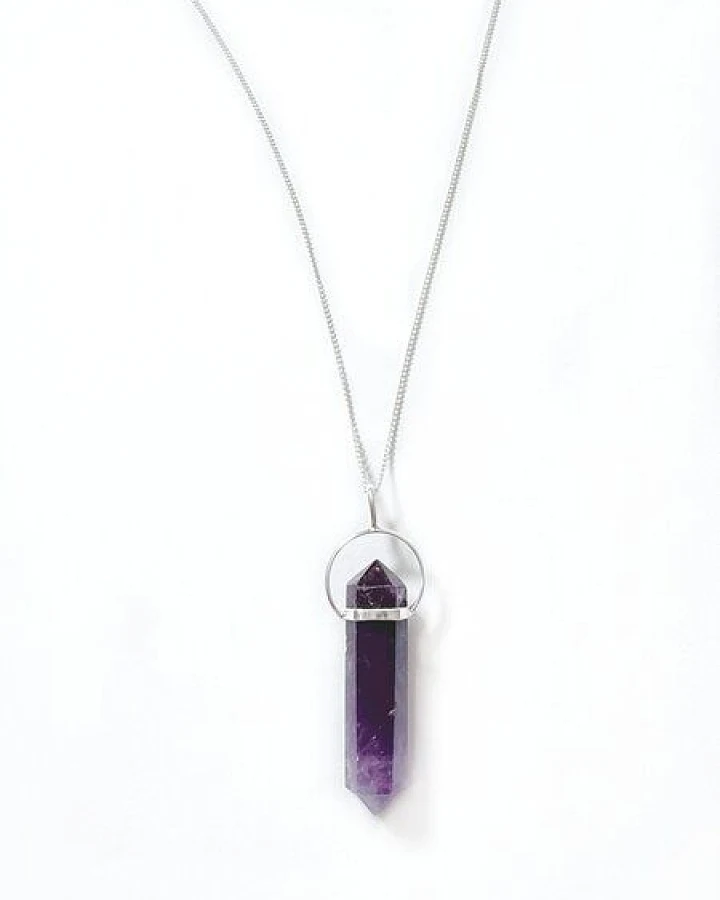 Crystal and Sage Amethyst Halskette versilbert