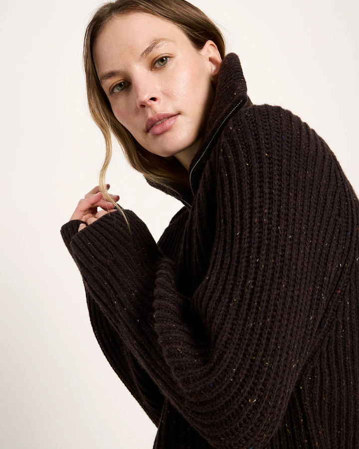 Strickjacke in Rippoptik (GOTS)