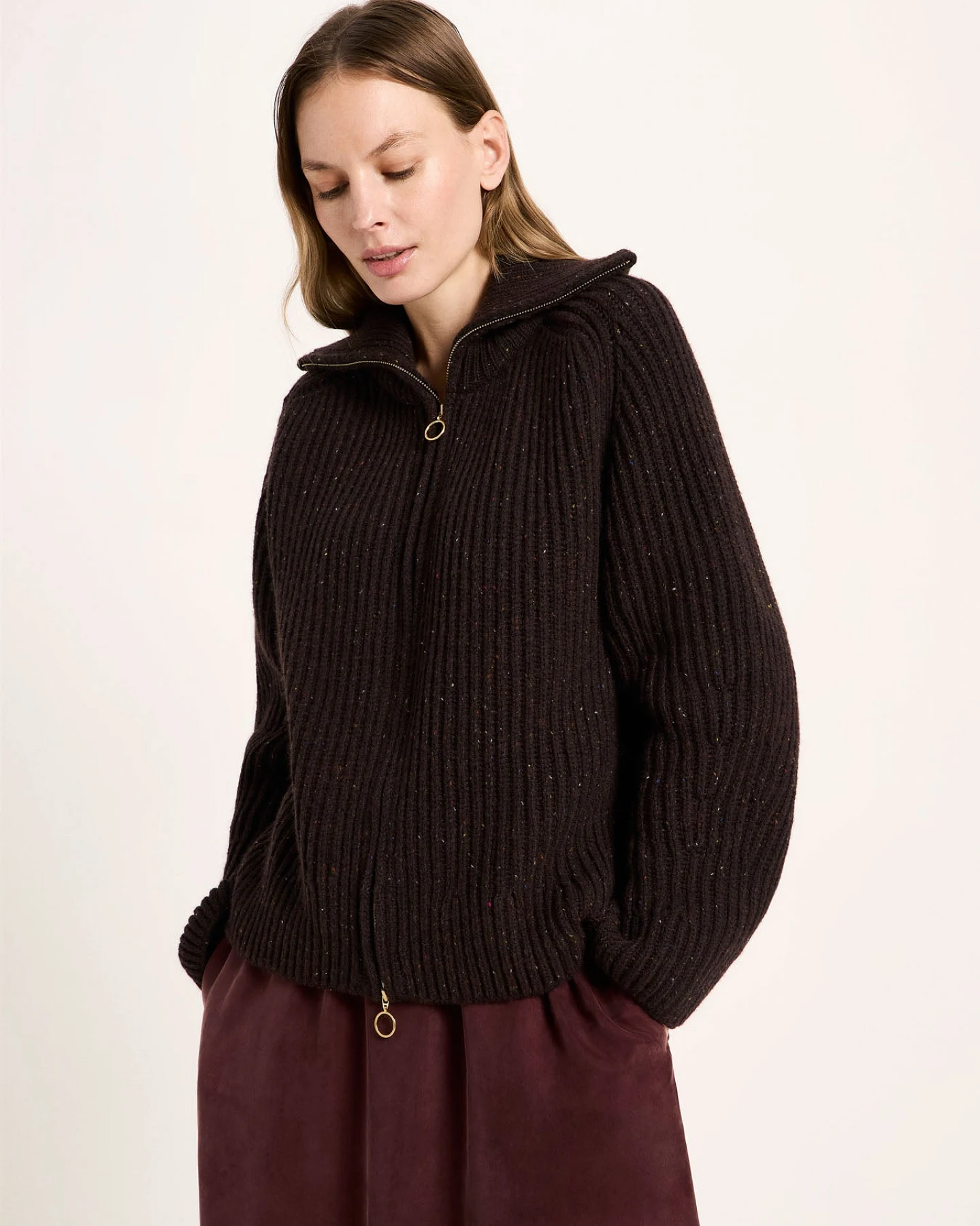 Strickjacke in Rippoptik (GOTS) – Ansicht 2