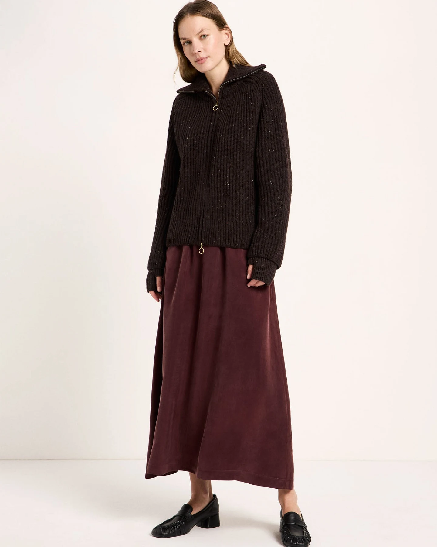 Strickjacke in Rippoptik (GOTS) – Ansicht 3