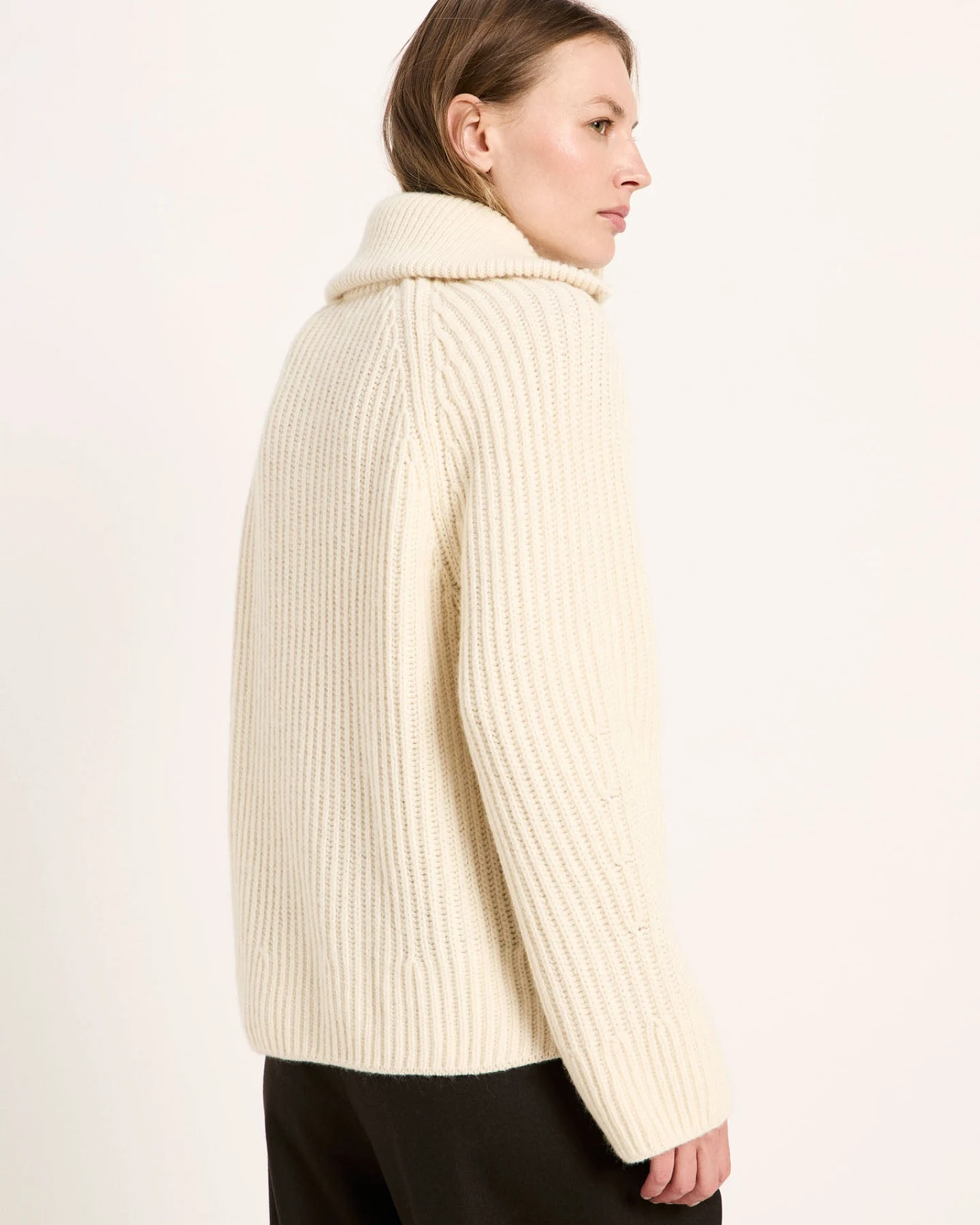 Strickjacke in Rippoptik (GOTS) – Ansicht 4
