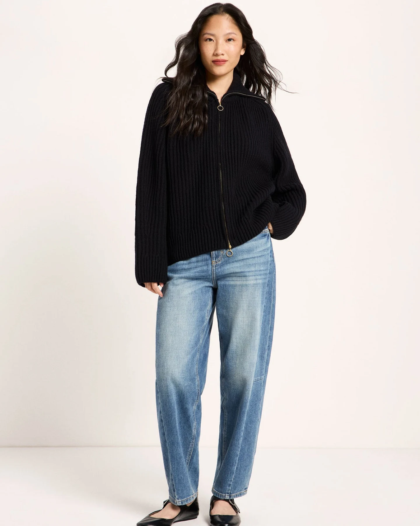 Strickjacke in Rippoptik (GOTS) – Ansicht 2