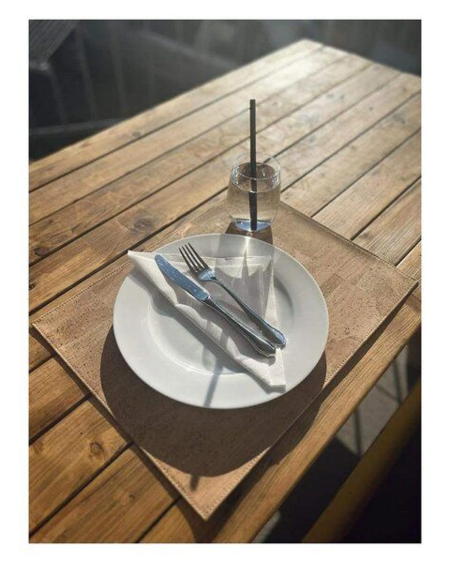 Kork-Deko Tischset / Platzdeckchen in drei verschiedenen Farben – Ansicht 2