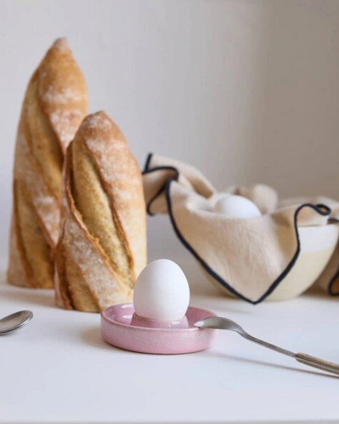 onomao Eierbecher aus Steinzeug 2-er Set – Ansicht 2