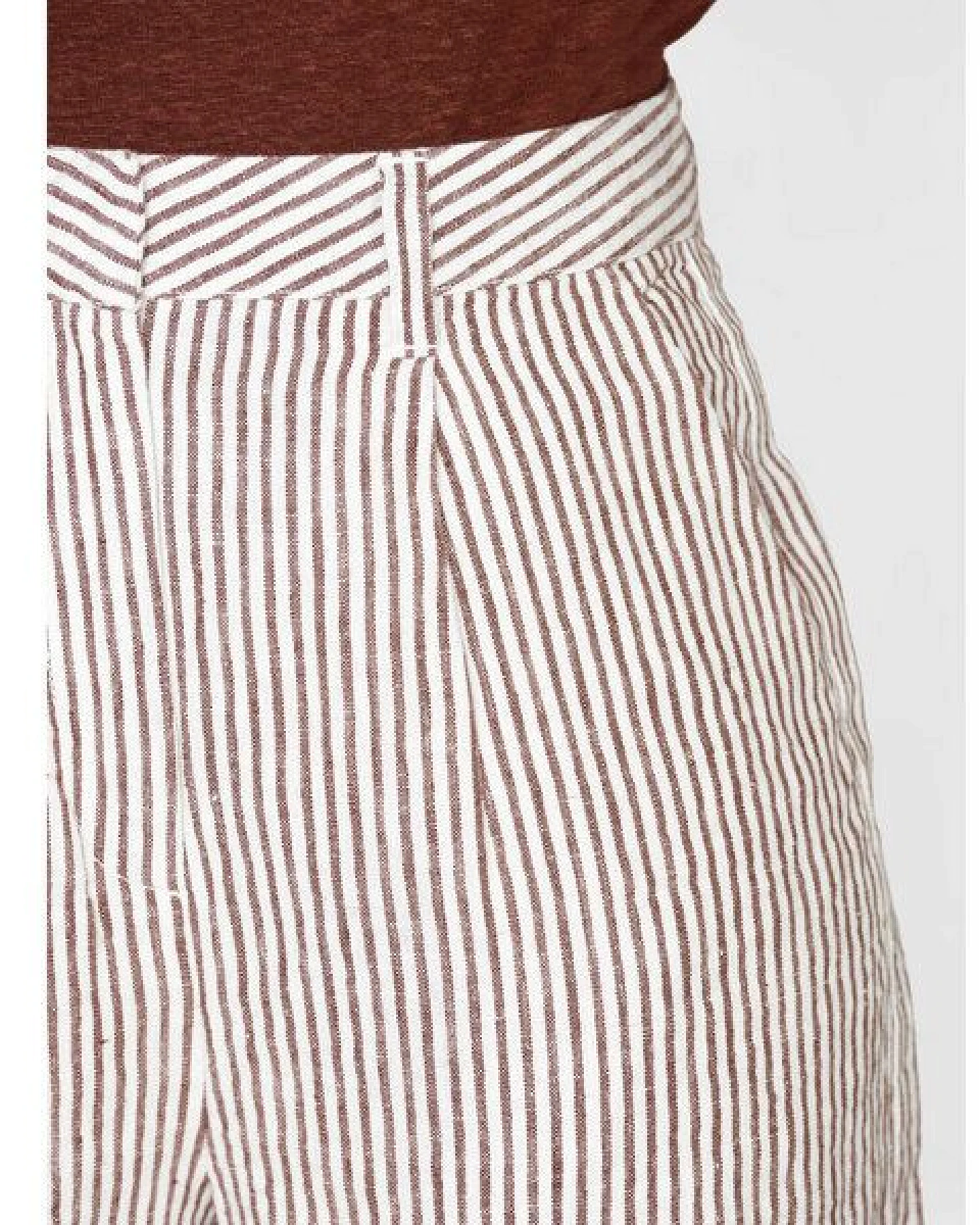 KnowledgeCotton Apparel Weite High-Waist Shorts STRIPED POSEY aus Bio-Leinen – Ansicht 4