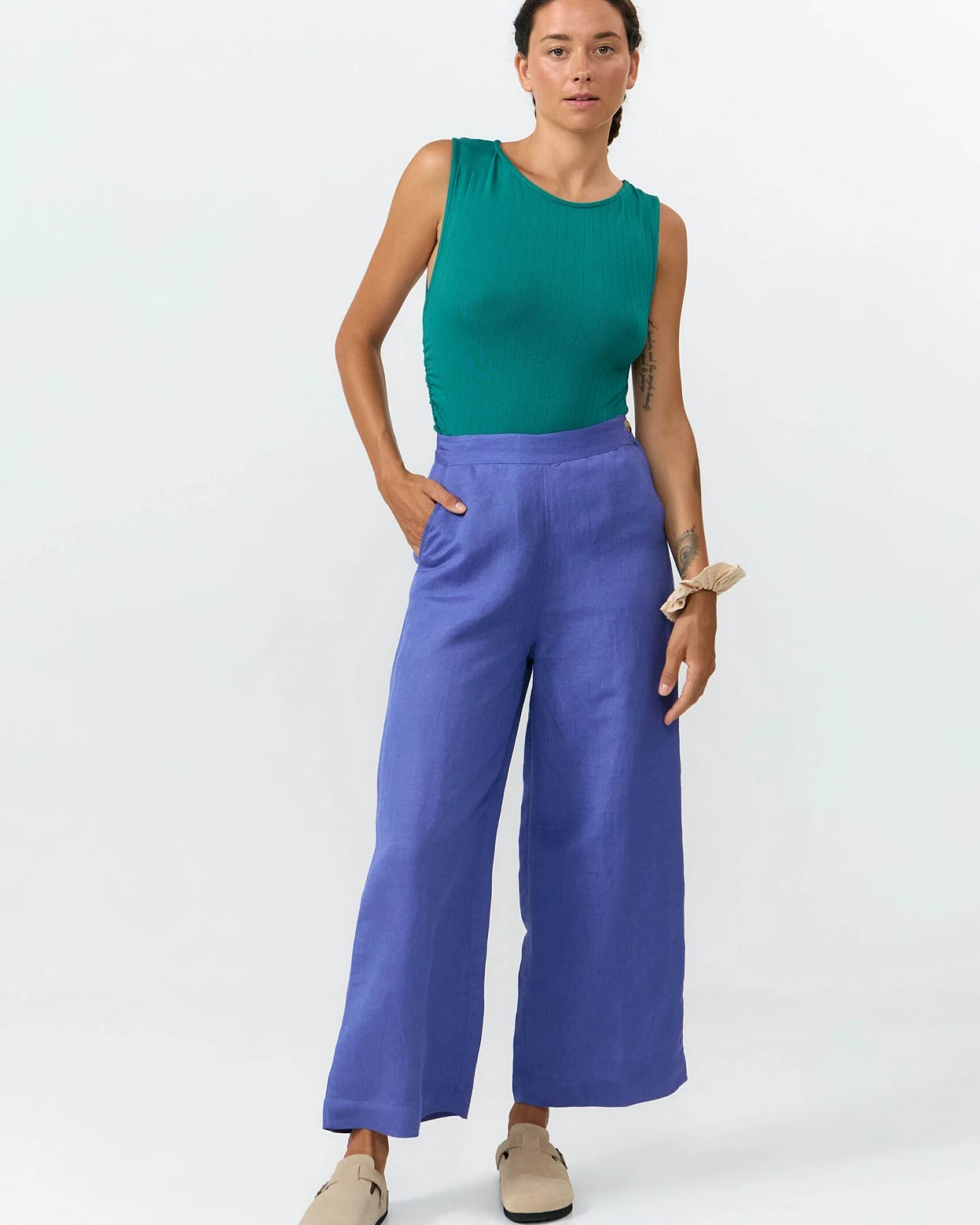 SUITE13LAB Damen vegan Hose Hatta Mid Blue – Ansicht 2