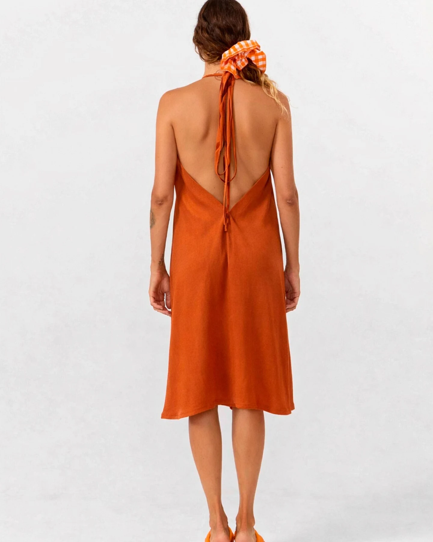 SUITE13LAB Damen vegan Kleid Mp Kurz Henna – Ansicht 2