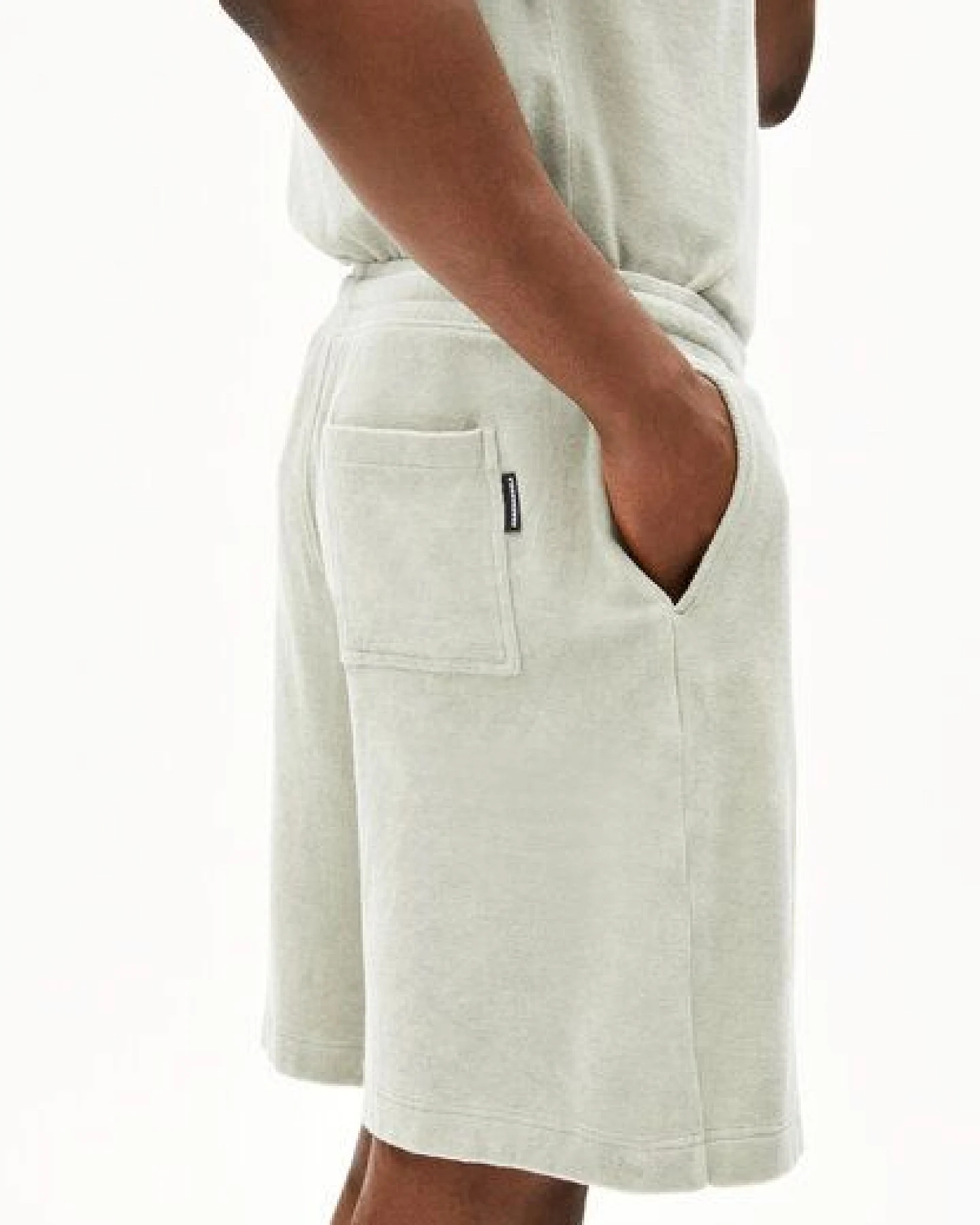 ARMEDANGELS ORAAN TERRY Herren Shorts aus Bio-Baumwolle – Ansicht 3