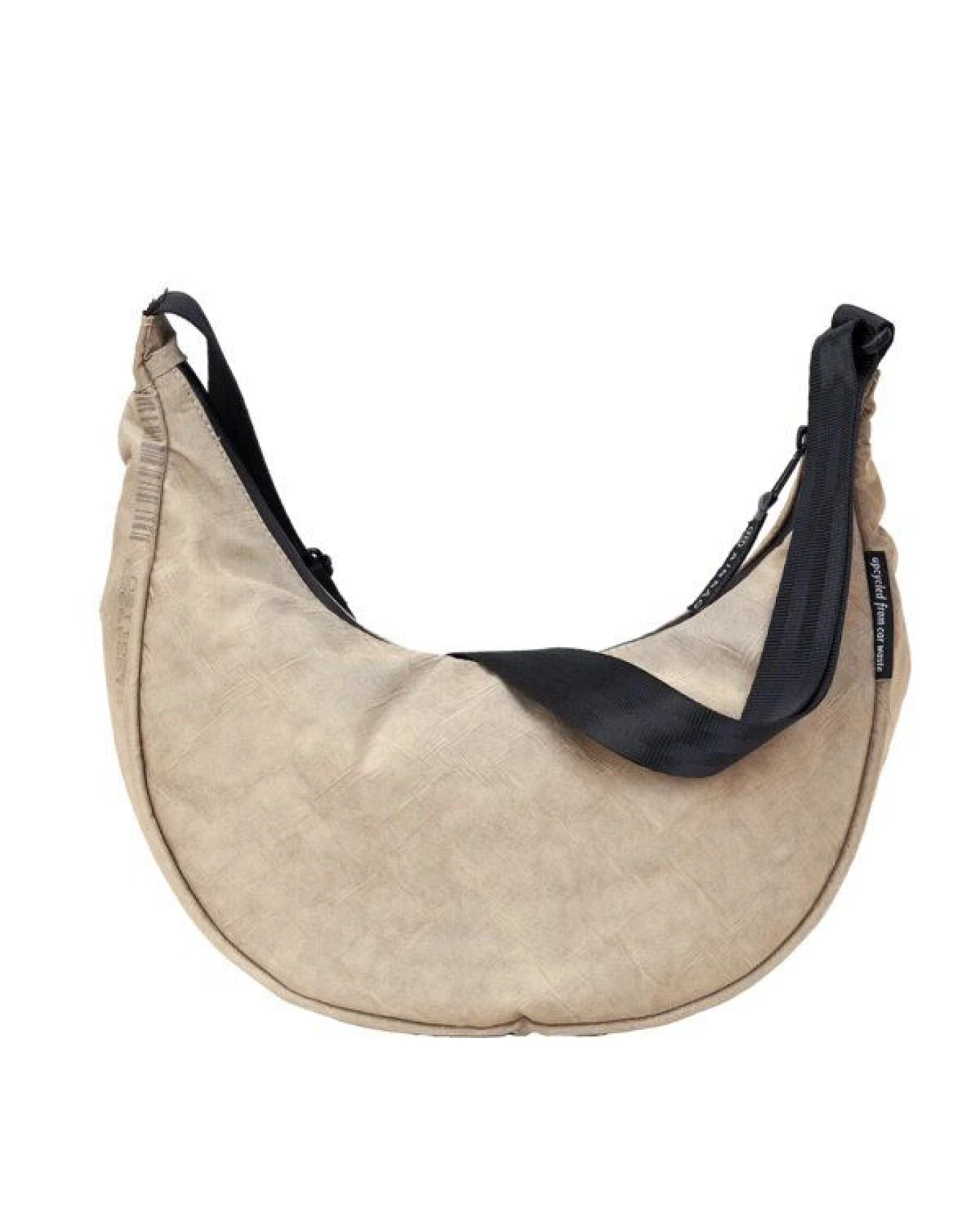 Airpaq Moonbag Mini aus Autoschrott – Ansicht 2