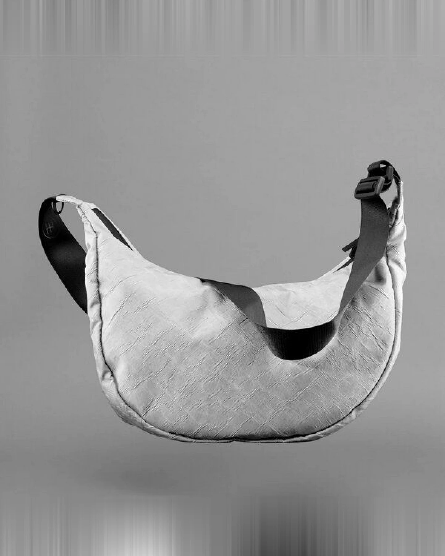 Airpaq Moonbag aus Autoschrott – Ansicht 3