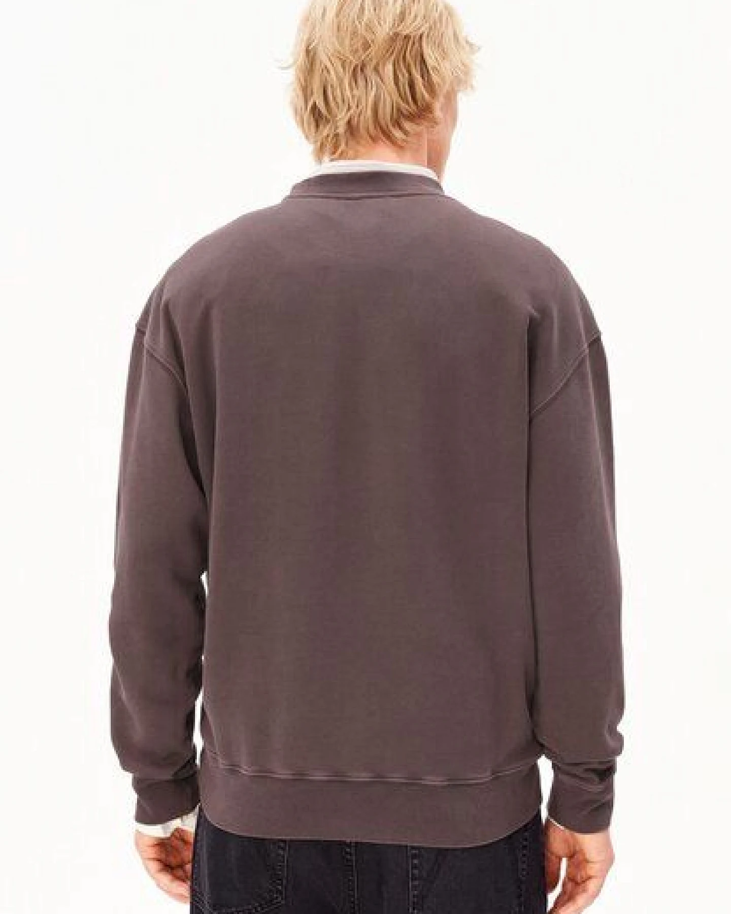 ARMEDANGELS ICONIC Å GMT DYE Herren Pullover aus Bio-Baumwolle – Ansicht 2