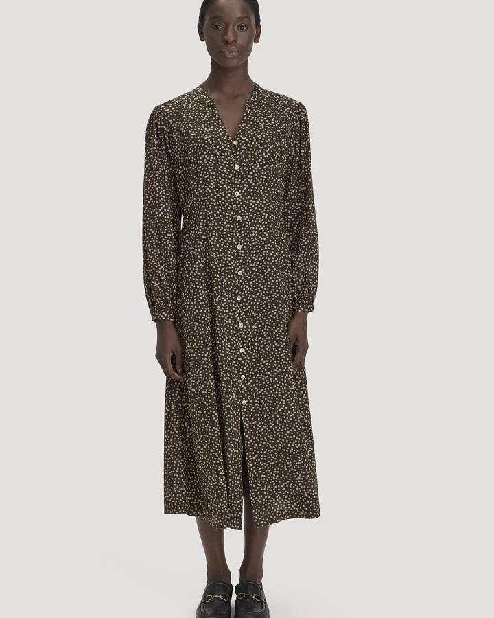 hessnatur Damen Midikleid Relaxed aus SaXcell® Lyocell - braun - Größe 34