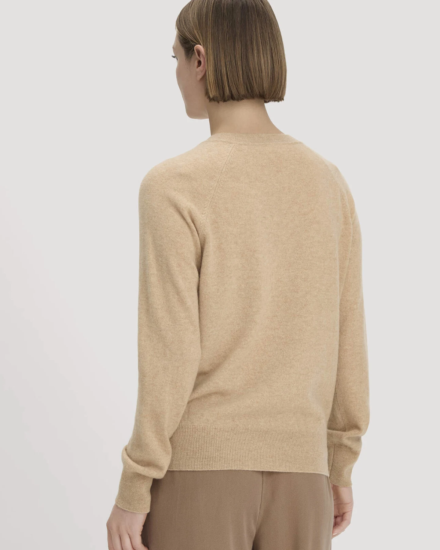 hessnatur Damen Pullover Relaxed BETTER RECYCLING aus Cashmere mit Recycling-Anteil - beige - Größe XXL – Ansicht 3