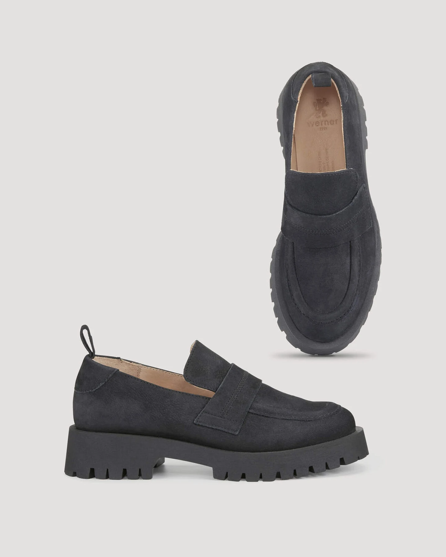 hessnatur Damen Loafer Regular aus Nubuk-Rindleder - schwarz - Größe 39 – Ansicht 2