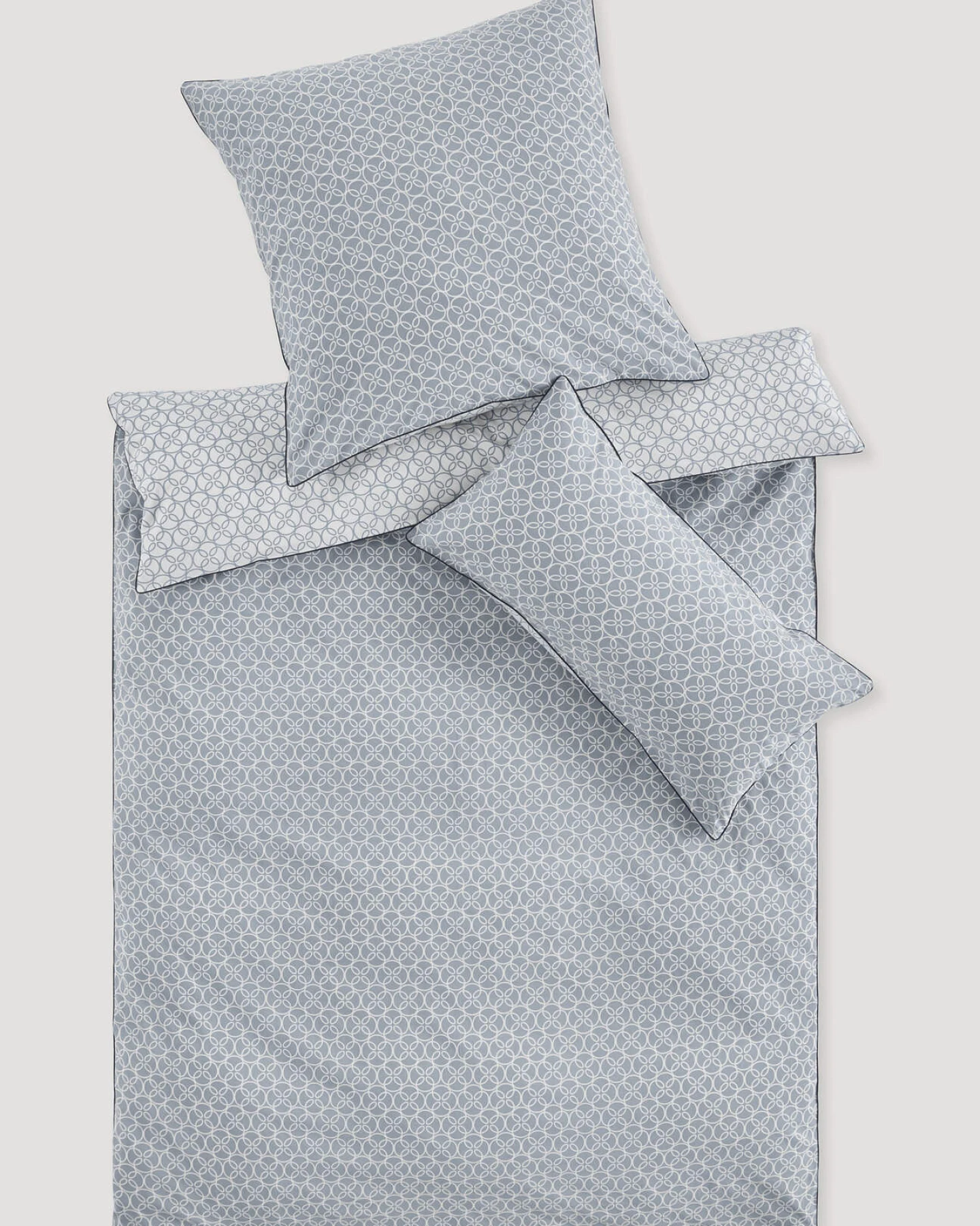 hessnatur Renforcé Wendebettwäsche Set SELKE aus Bio-Baumwolle - blau - Größe 135x200 / 40x80 cm – Ansicht 2