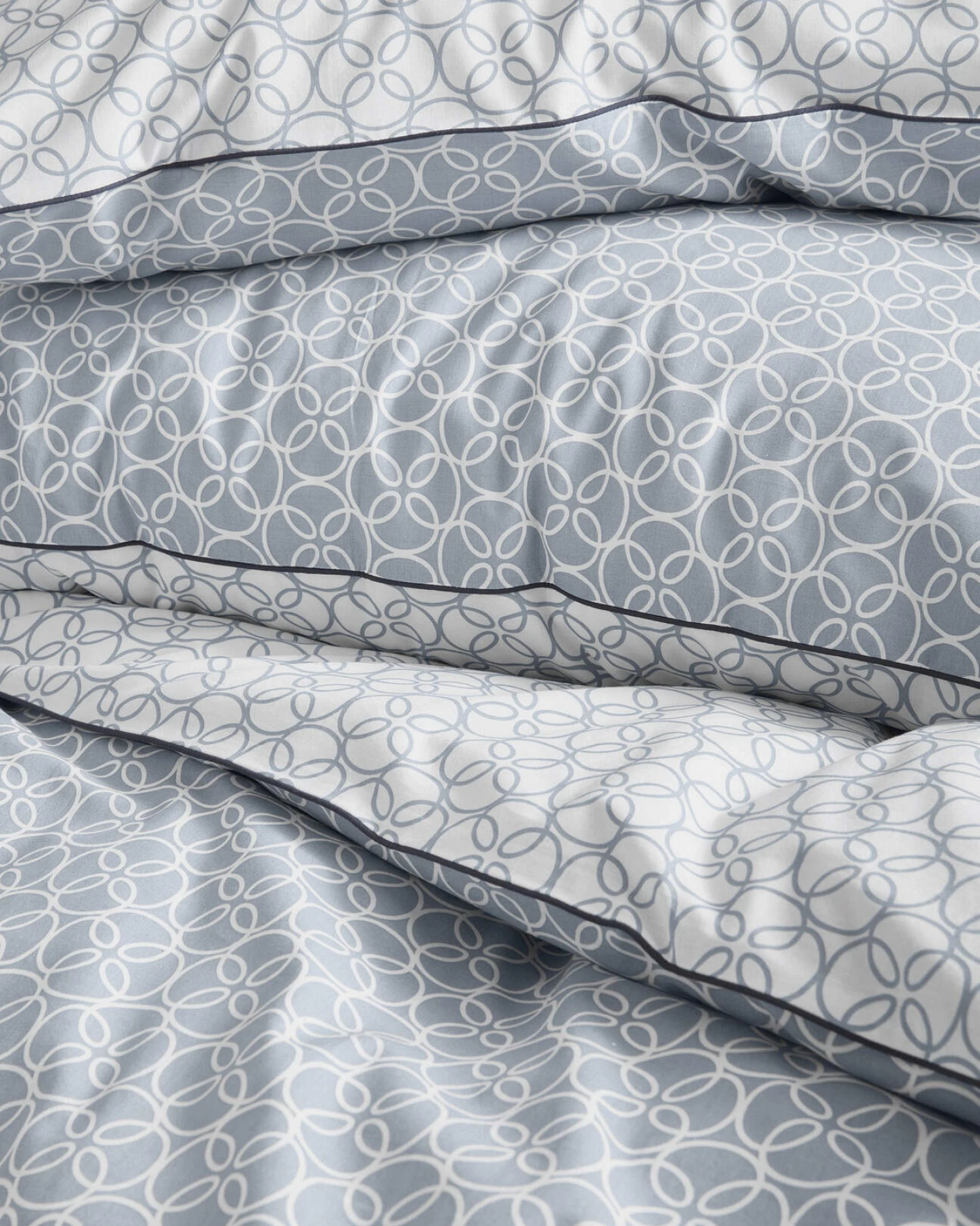 hessnatur Renforcé Wendebettwäsche Set SELKE aus Bio-Baumwolle - blau - Größe 135x200 / 40x80 cm – Ansicht 4