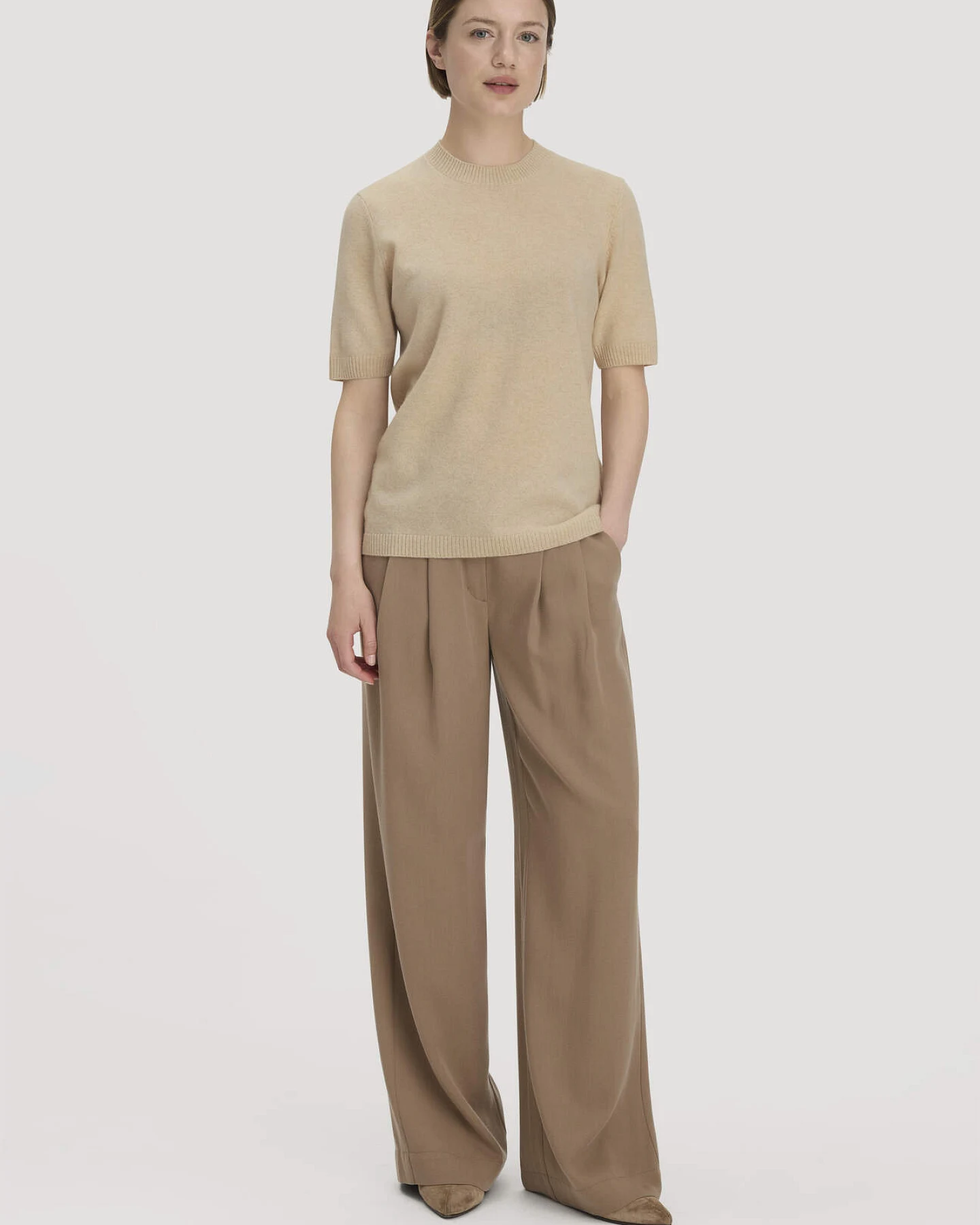 hessnatur Damen Pullover Relaxed aus Bio-Schurwolle mit Cashmere - beige - Größe XS – Ansicht 2