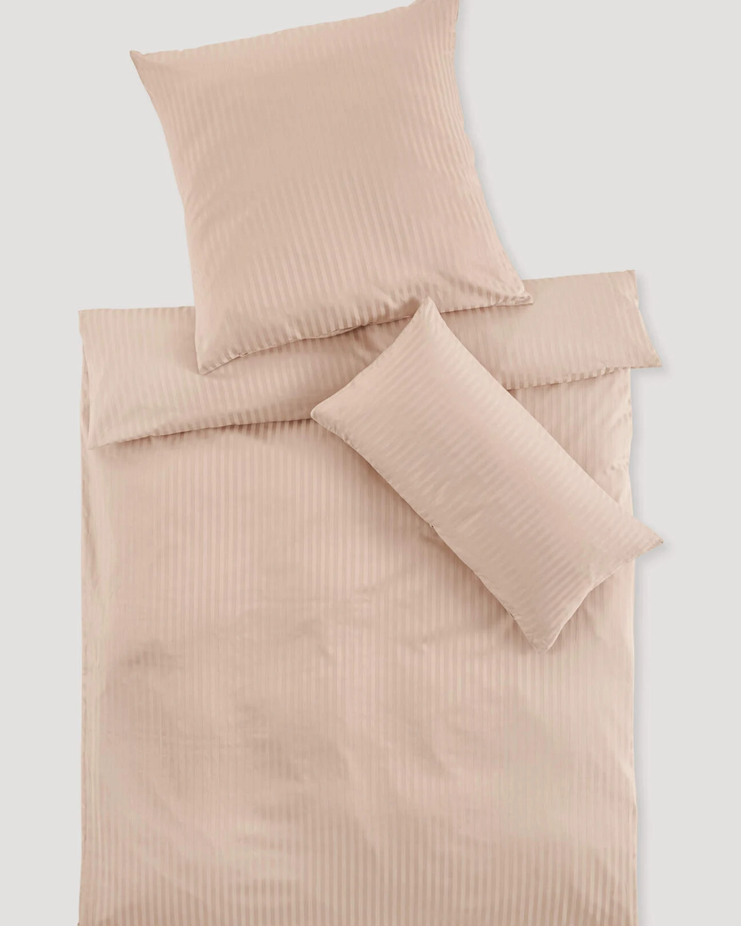 hessnatur Bettwäsche Set SILKY TOUCH aus TENCEL™ Lyocell und Bio-Baumwolle - rosa - Größe 135x200 / 80x80 cm – Ansicht 2