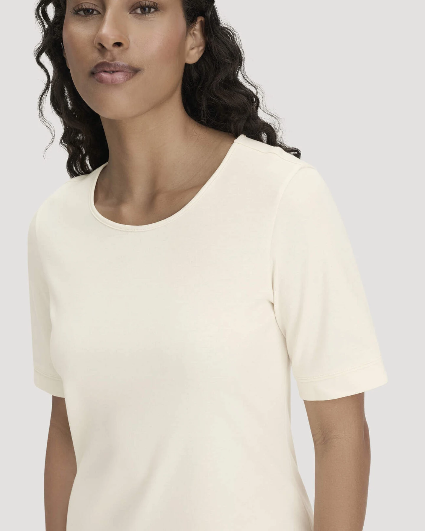 hessnatur Damen Nachthemd Slim PURE NATURE aus Bio-Baumwolle - natur - Größe 34 – Ansicht 2